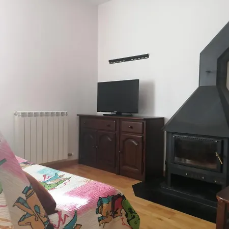 Triplex Con Chimenea Y Balcon Erta 4 Apartment *
